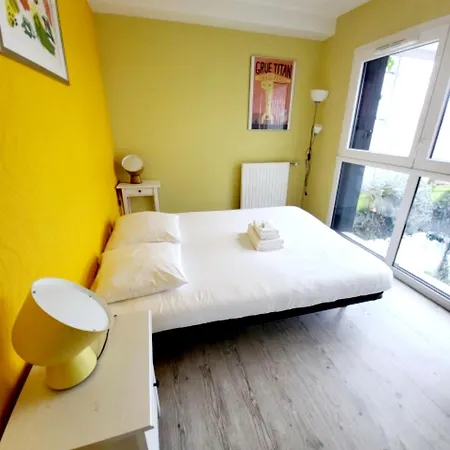 De Monzie 6pers Tv Wifi 2 Parking Apartment Nantes